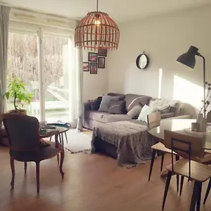 https://appartement-coquet-avec-jardin-priv.fr-provencehotel.com